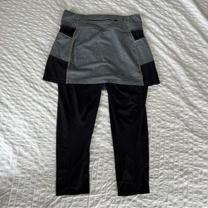Athleta Be Free 2 in 1 Skirt/Leggings Combo Grey/Black, S